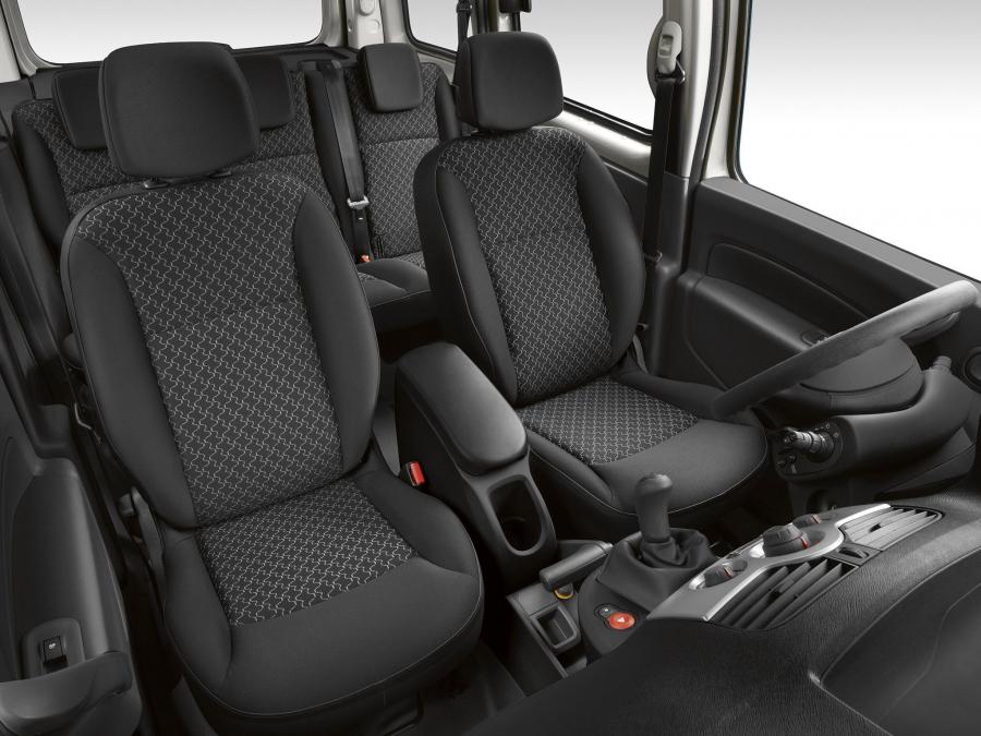  Renault Kangoo 2011 года  (фото 4 из 8)
